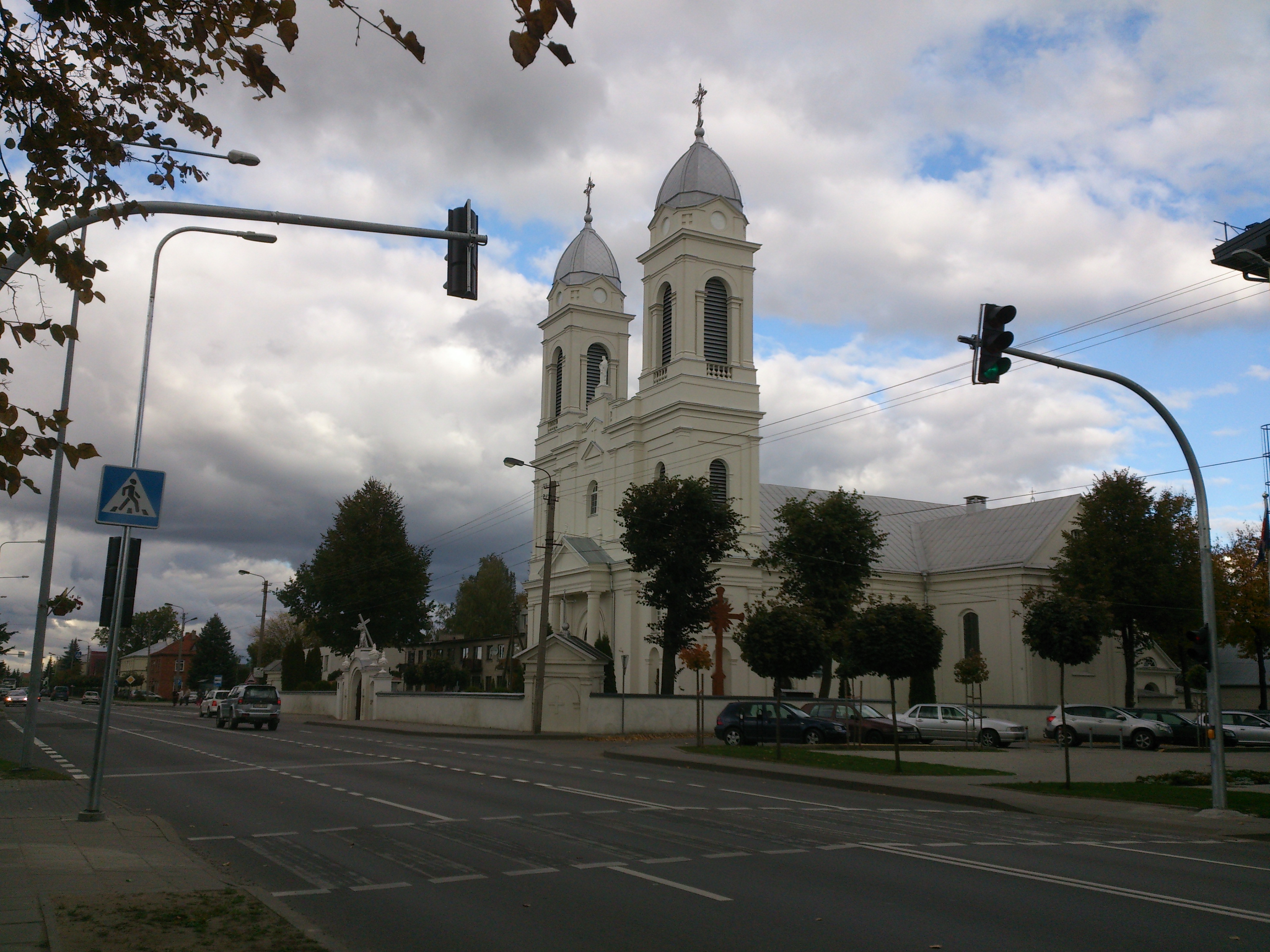 Garliavos Švč. Trejybės bažnyčia
