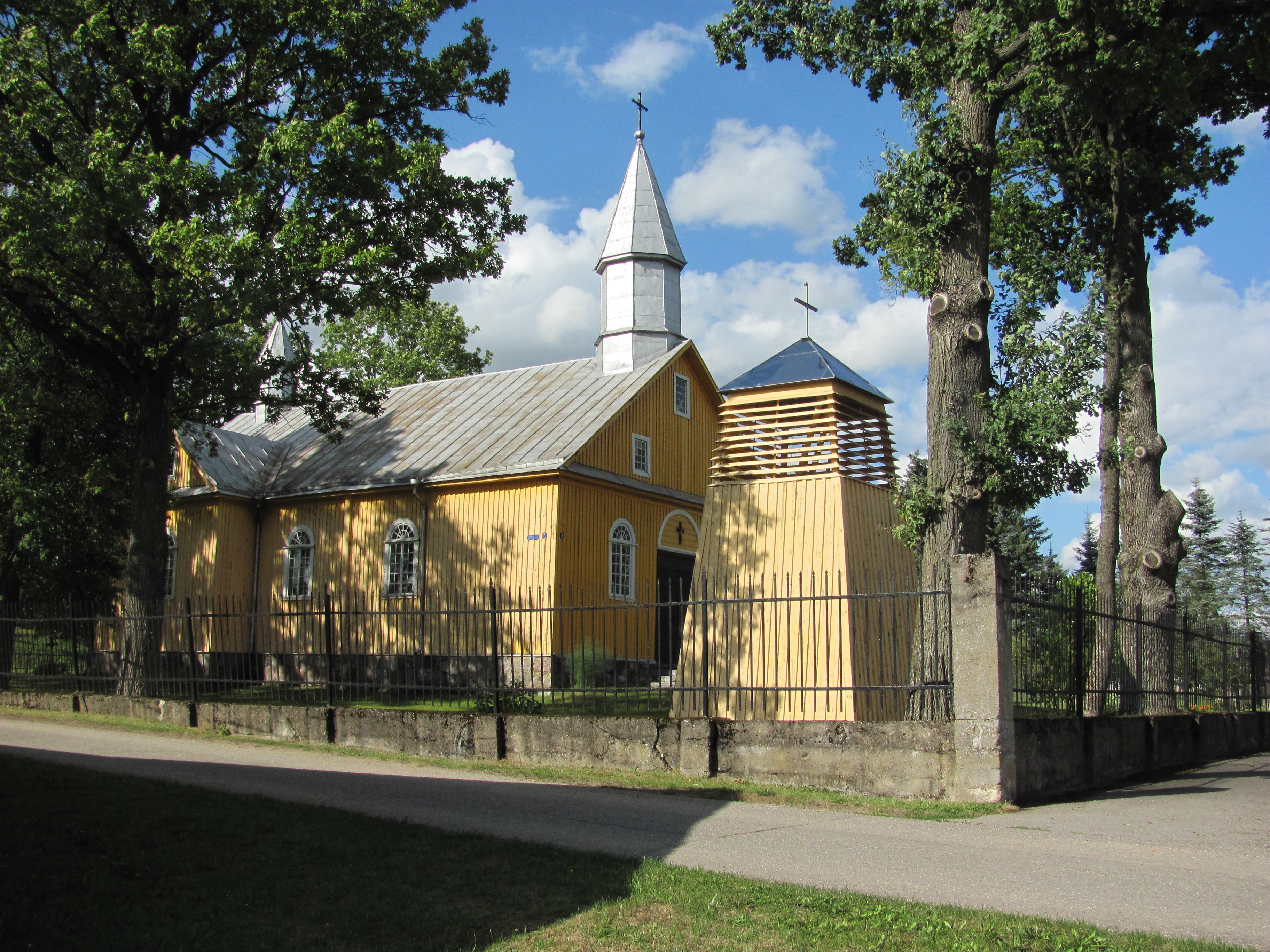Kazliškio Švč. Mergelės Marijos bažnyčia | Autorius: vietoves.lt