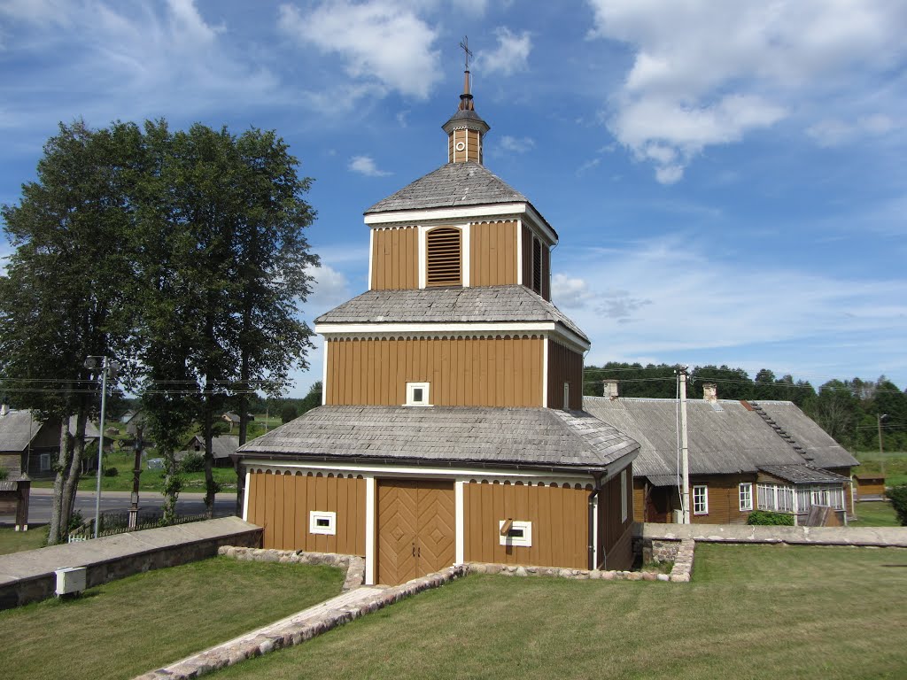 Labanoro Švč. Mergelės Marijos Gimimo bažnyčia | Autorius: vietoves.lt