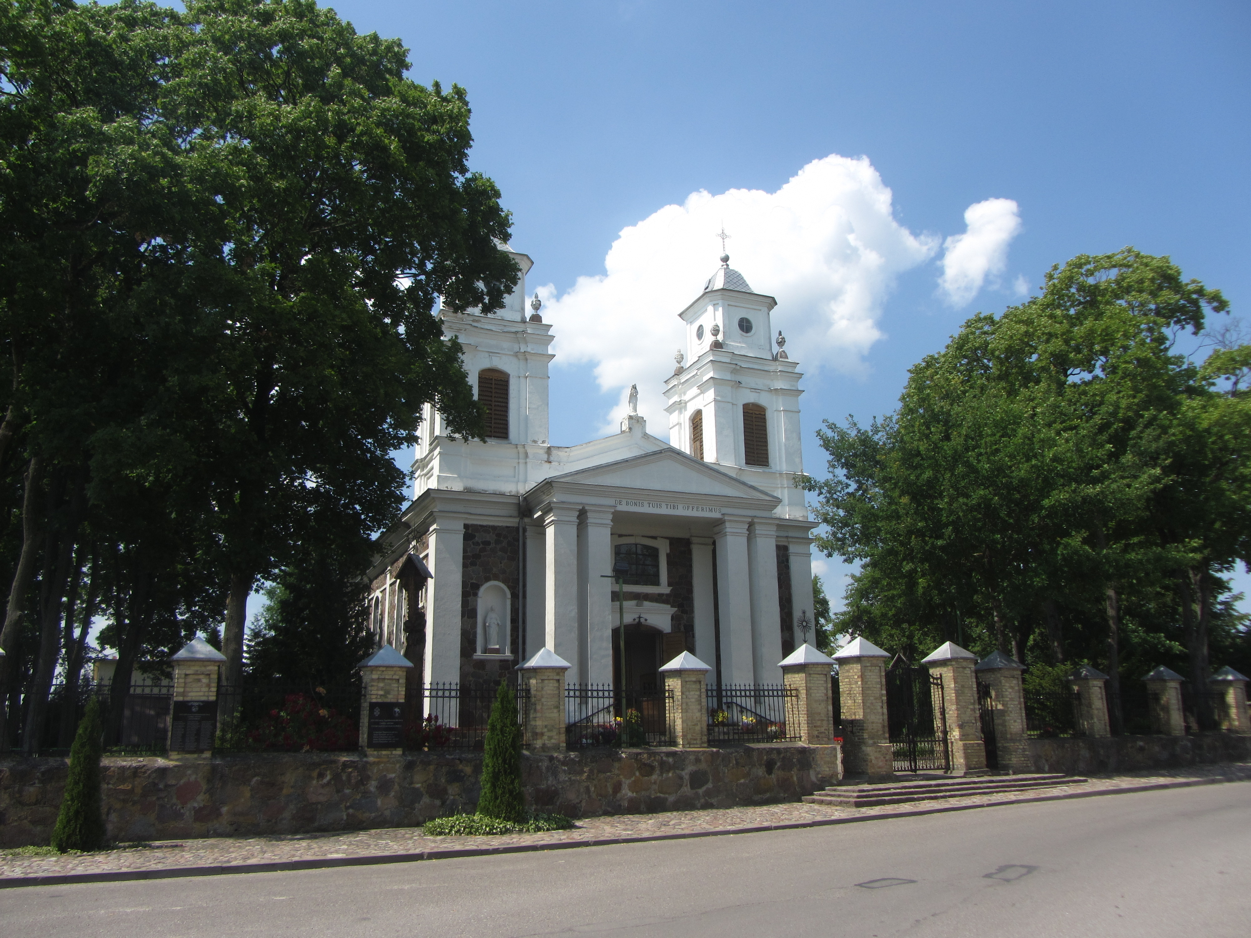 Lazdijų Šv. Onos bažnyčia | Autorius: vietoves.lt