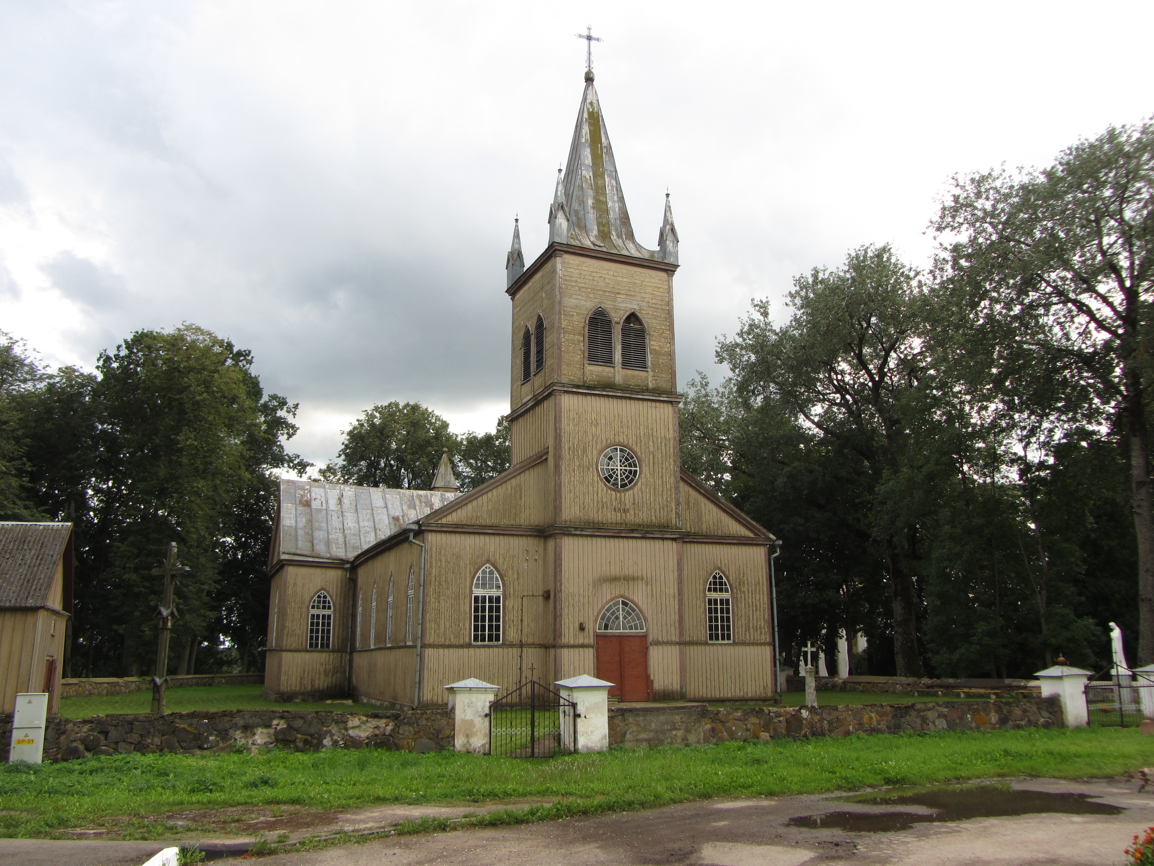 Salų Šv. Kryžiaus bažnyčia