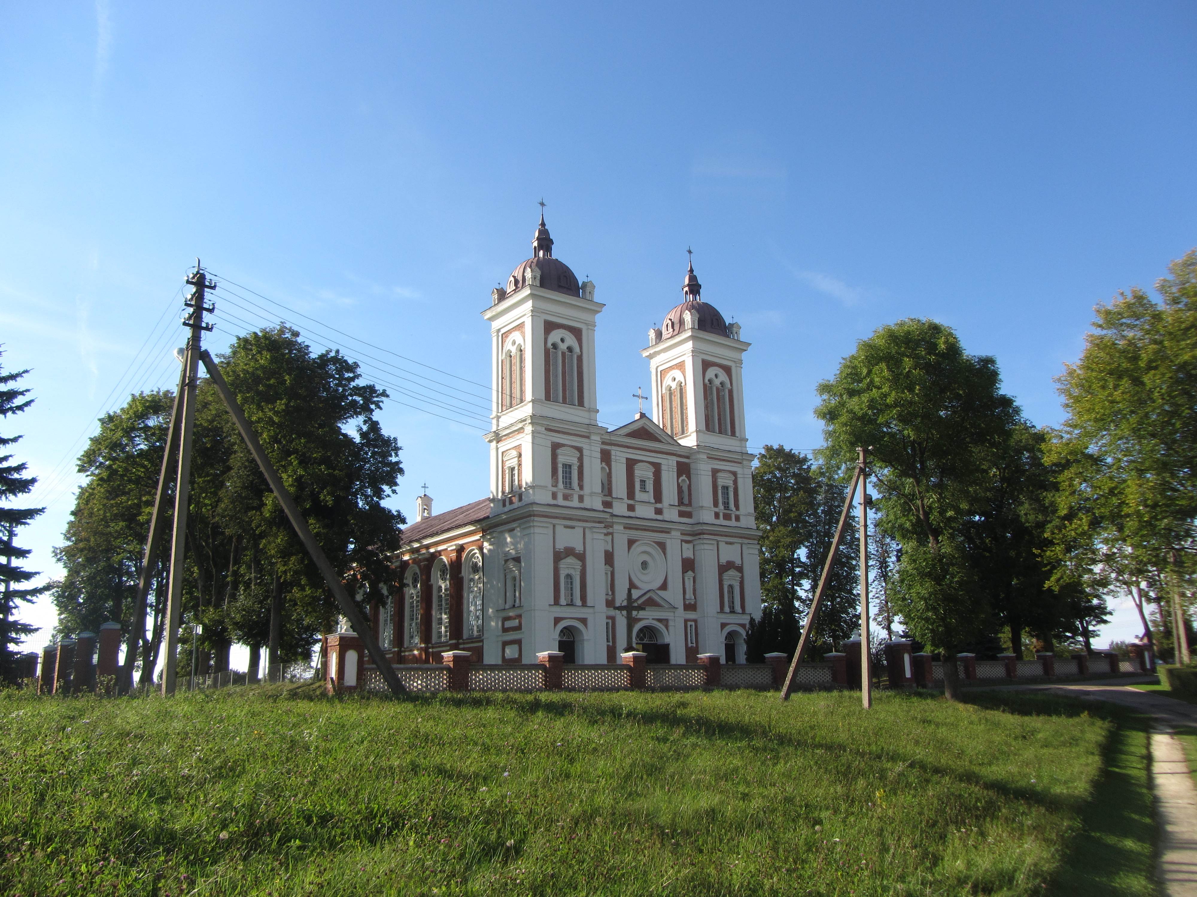 Seredžiaus Šv. Jono Krikštytojo bažnyčia