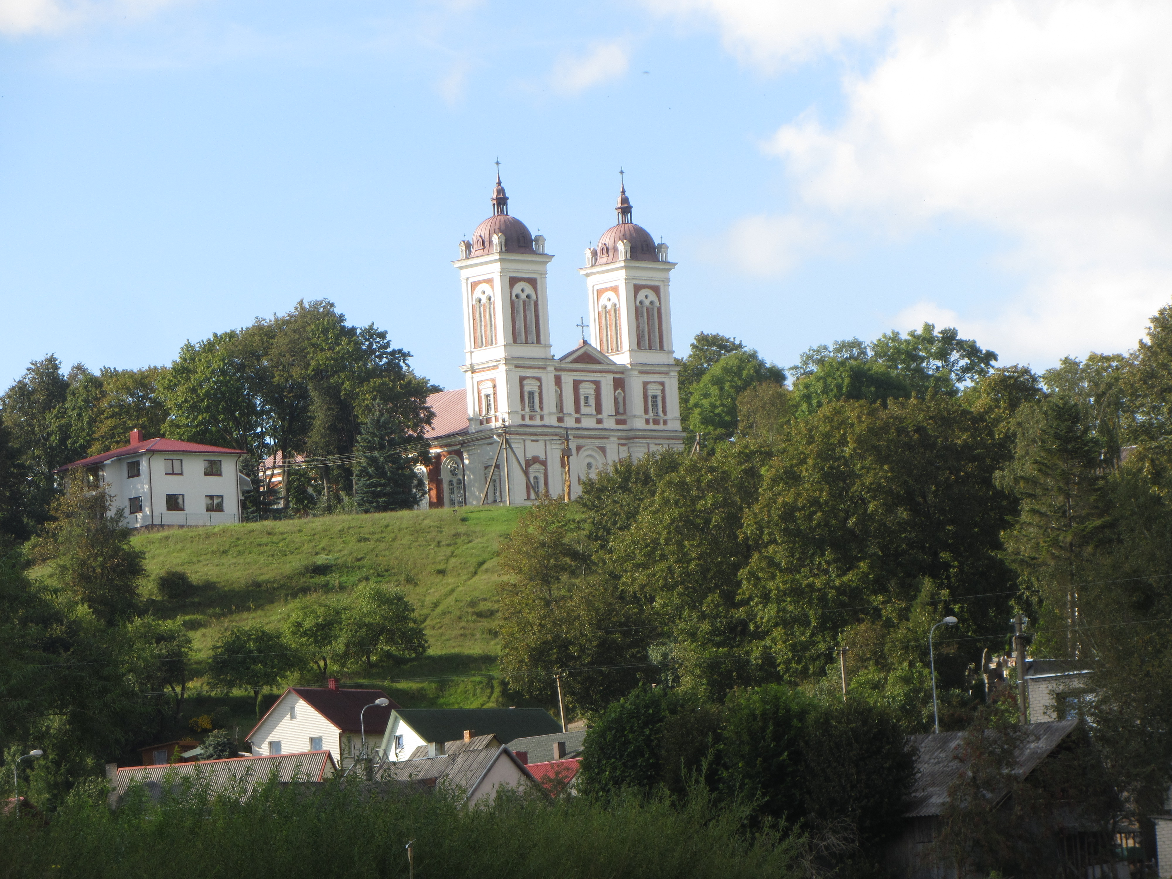 Seredžiaus Šv. Jono Krikštytojo bažnyčia | Autorius: vietoves.lt
