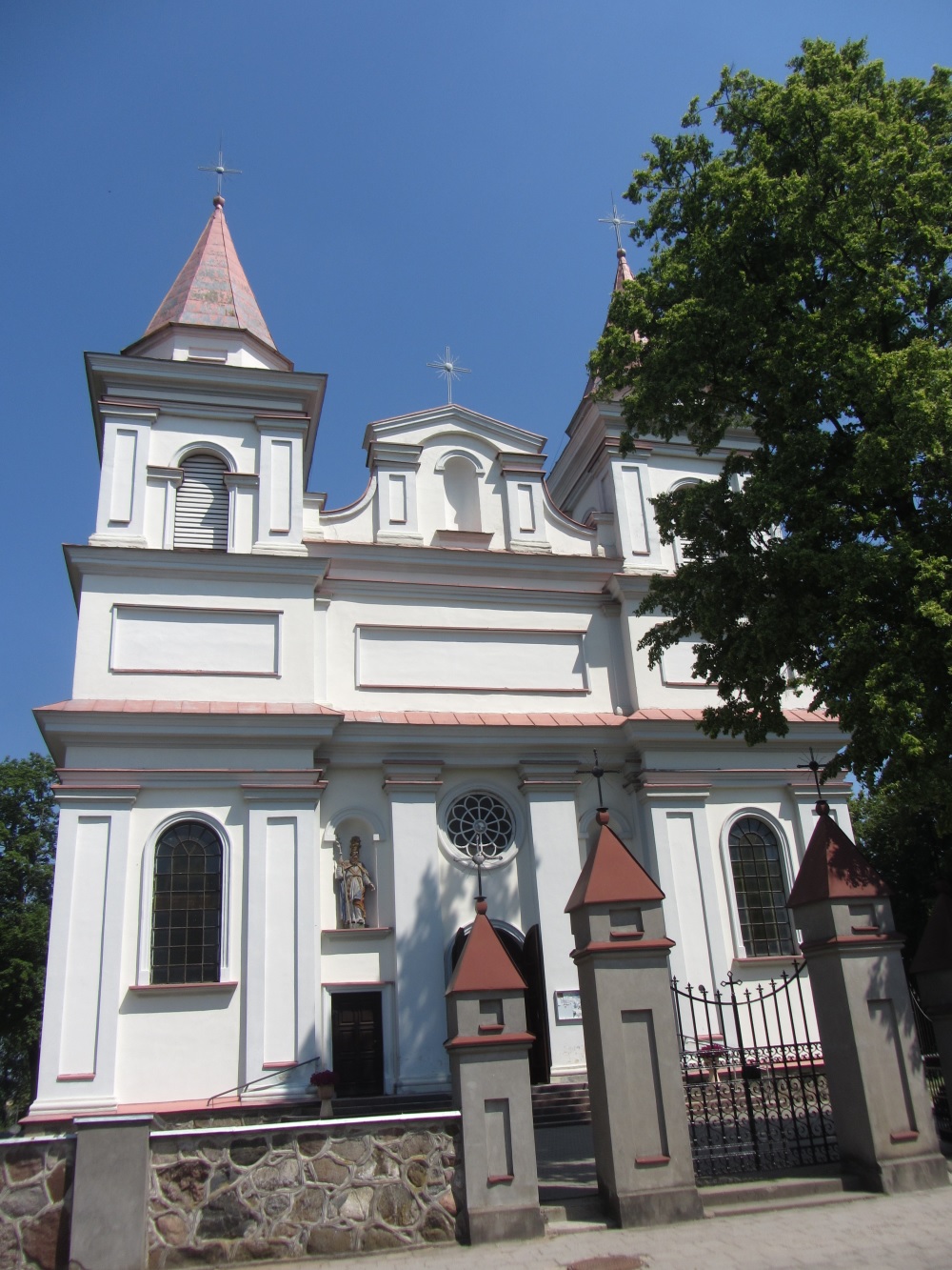 Širvintų Šv. arkangelo Mykolo bažnyčia | Autorius: vietoves.lt