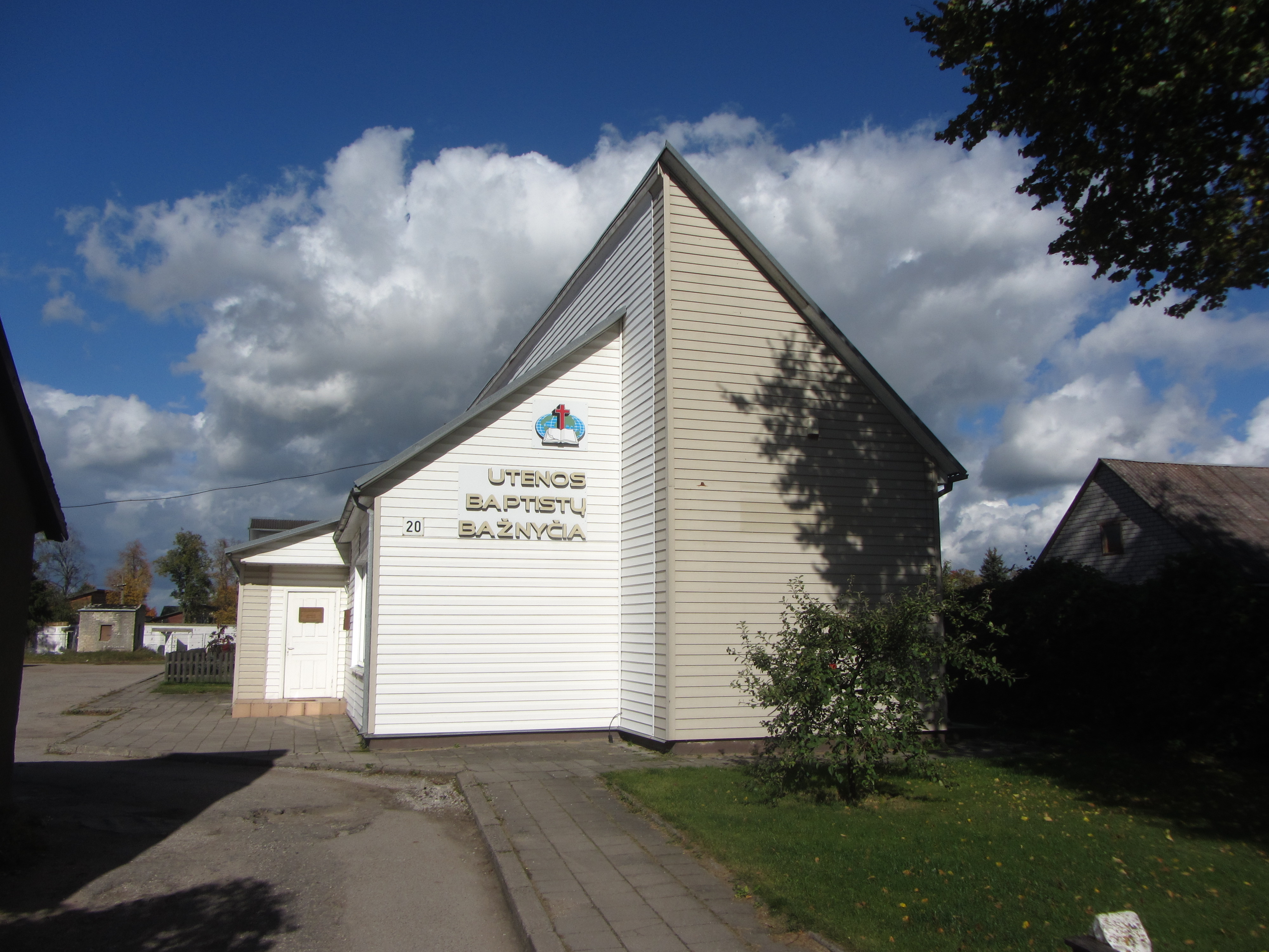 Utenos baptistų bažnyčia | vietoves.lt | 2016