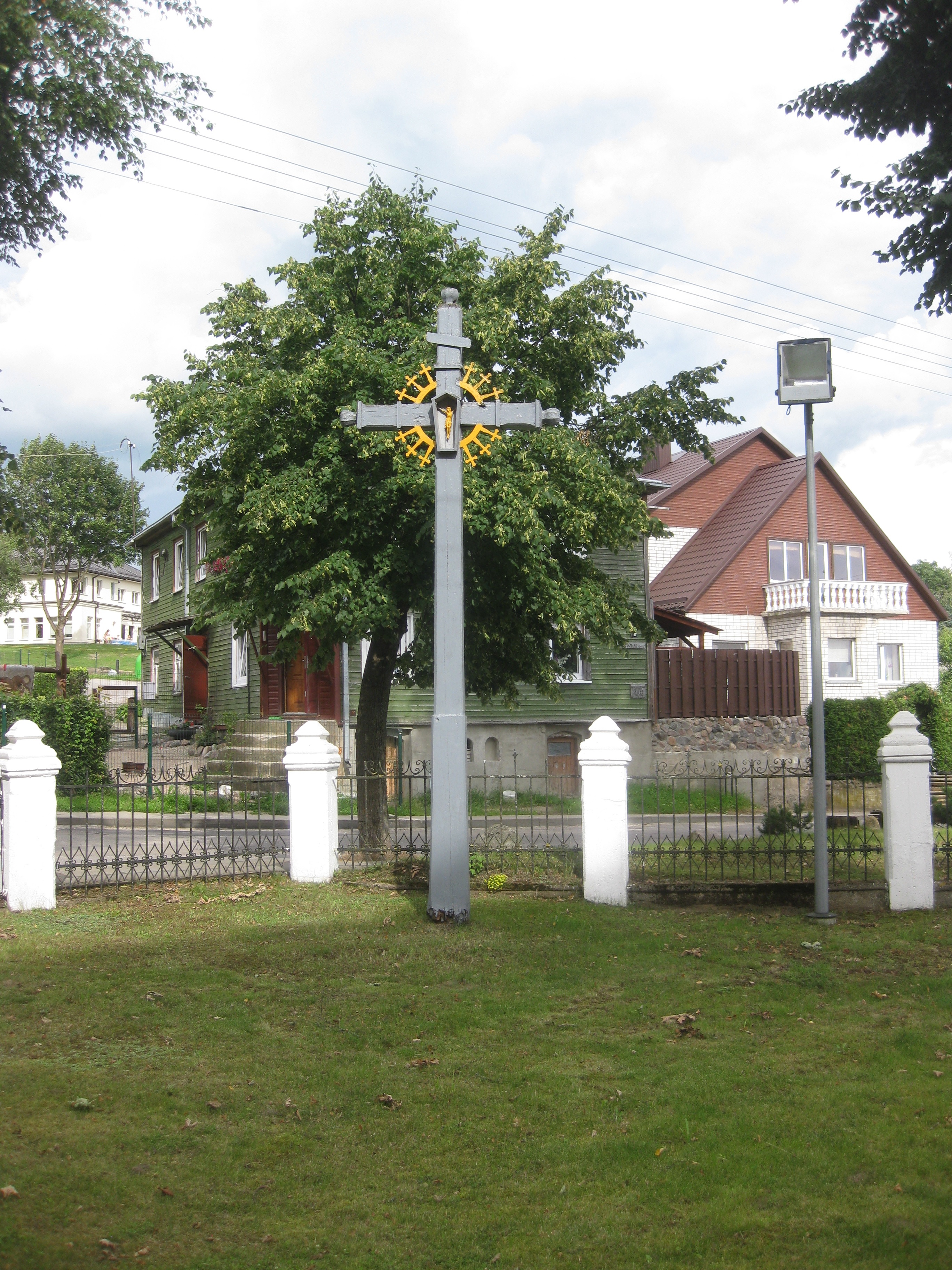 Vilkijos Šv. Jurgio bažnyčios kiemas | Autorius: © Laima | www.ltvirtove.lt