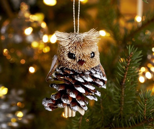 Idėjos kalėdinėms dekoracijoms iš kankorėžių