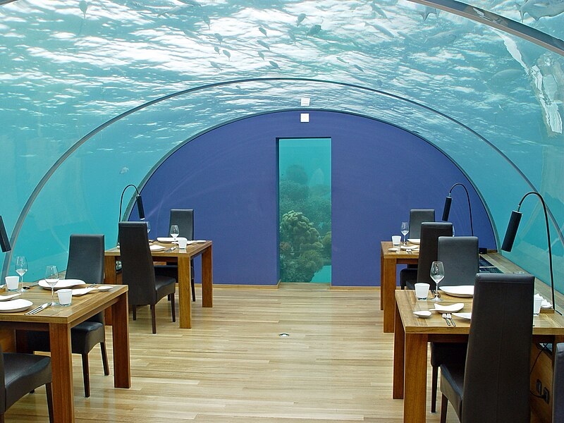 Ithaa povandeninis restoranas Maldyvuose