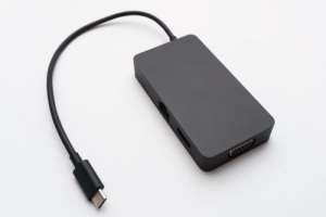 USB-C adapteriai: kodėl jų vis dažniau prireikia kasdienėje technikoje?